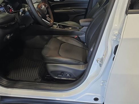 New 2026 Jeep Compass Latitude w/ Quick Order Package 29K image 7