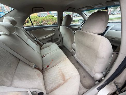 Used 2009 Toyota Corolla FWD image 32
