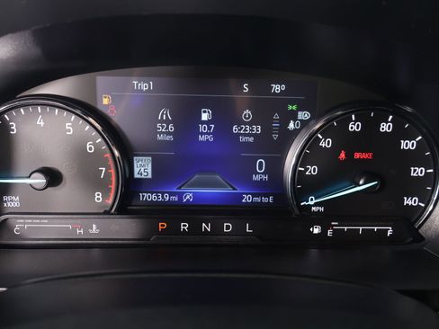 Used 2024 Ford Explorer ST-Line w/ Class IV Trailer Tow Package image 4