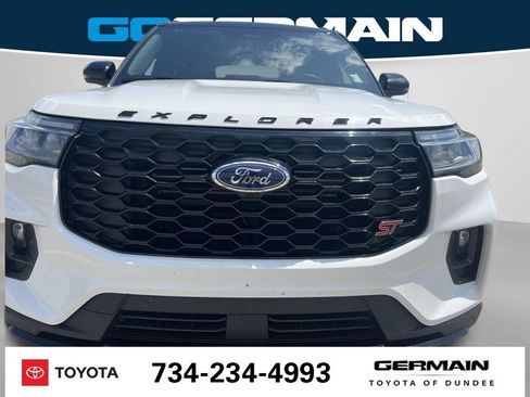 Used 2025 Ford Explorer ST AWD/4WD image 15