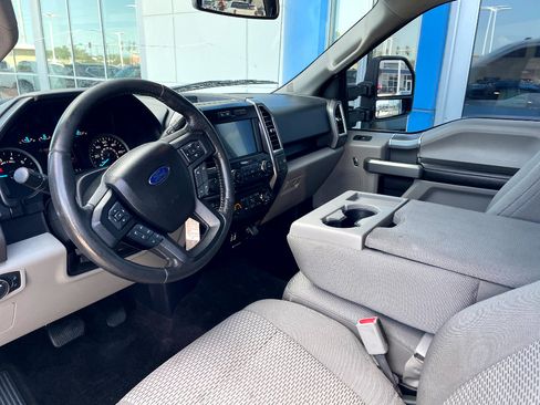 Used 2016 Ford F150 XLT w/ Equipment Group 302A Luxury AWD/4WD image 10