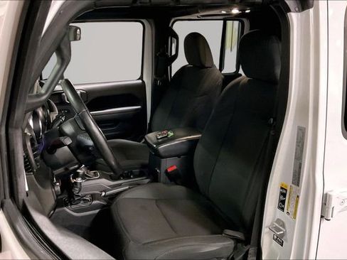 Used 2022 Jeep Gladiator Sport image 26