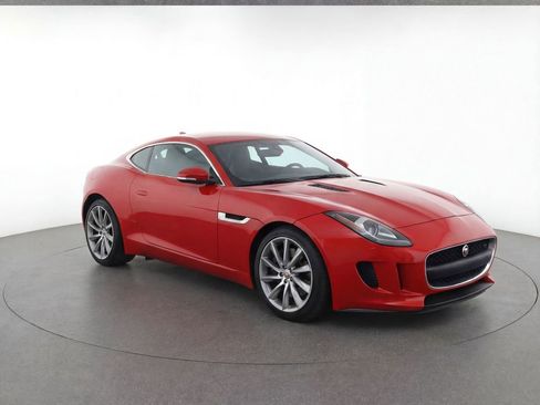 Used 2017 Jaguar F-TYPE Coupe RWD image 2