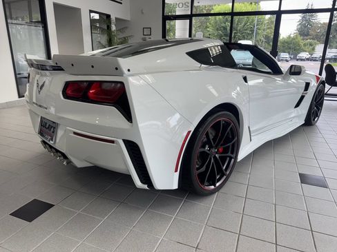 Used 2019 Chevrolet Corvette Grand Sport image 5