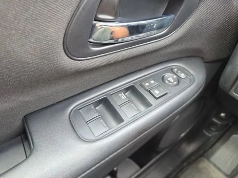Used 2019 Honda HR-V LX image 23