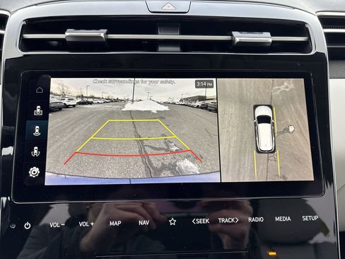 Certified 2023 Hyundai Tucson Limited w/ Cargo Package image 18