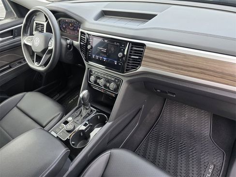 Used 2022 Volkswagen Atlas SEL image 37