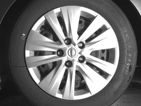 Used 2025 Nissan Sentra S image 14