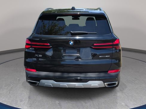 Used 2025 BMW X5 sDrive40i w/ Executive Package RWD image 6