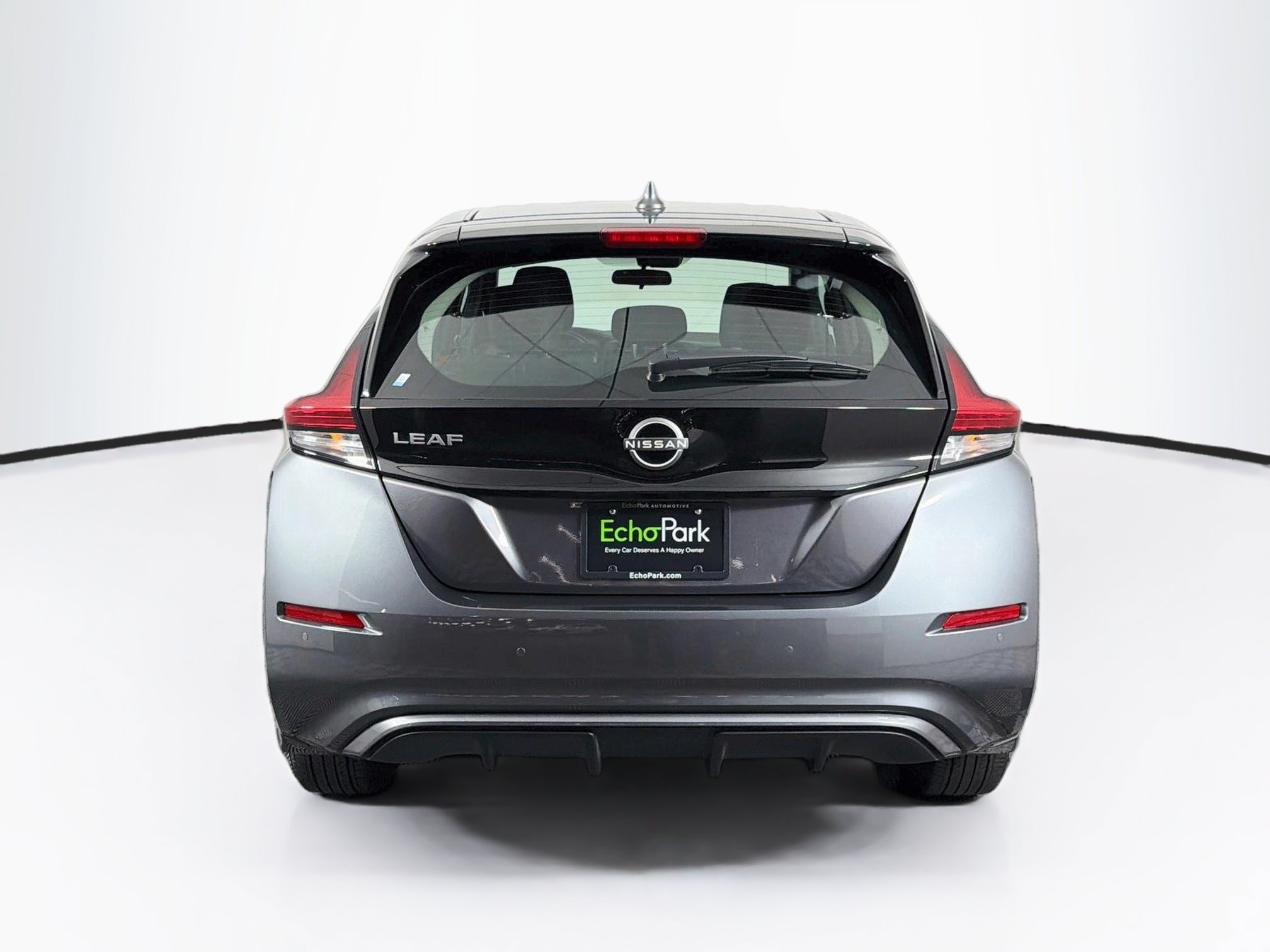 Used 2025 Nissan Leaf S FWD image 7