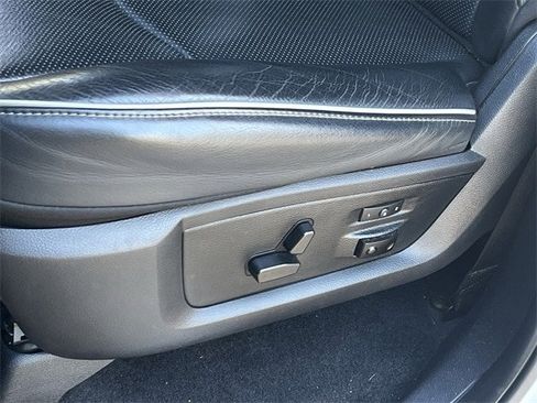 Used 2016 RAM 2500 Limited image 28