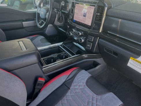 New 2024 Ford F250 Lariat w/ Lariat Ultimate Package image 15