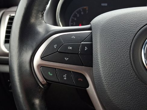 Used 2020 Jeep Grand Cherokee Laredo w/ Laredo X Package AWD/4WD image 22