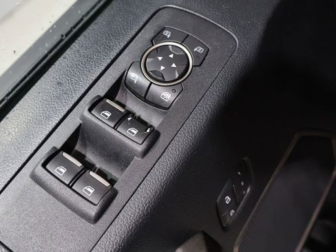 Used 2018 Ford F150 Raptor w/ Equipment Group 802A Luxury image 18