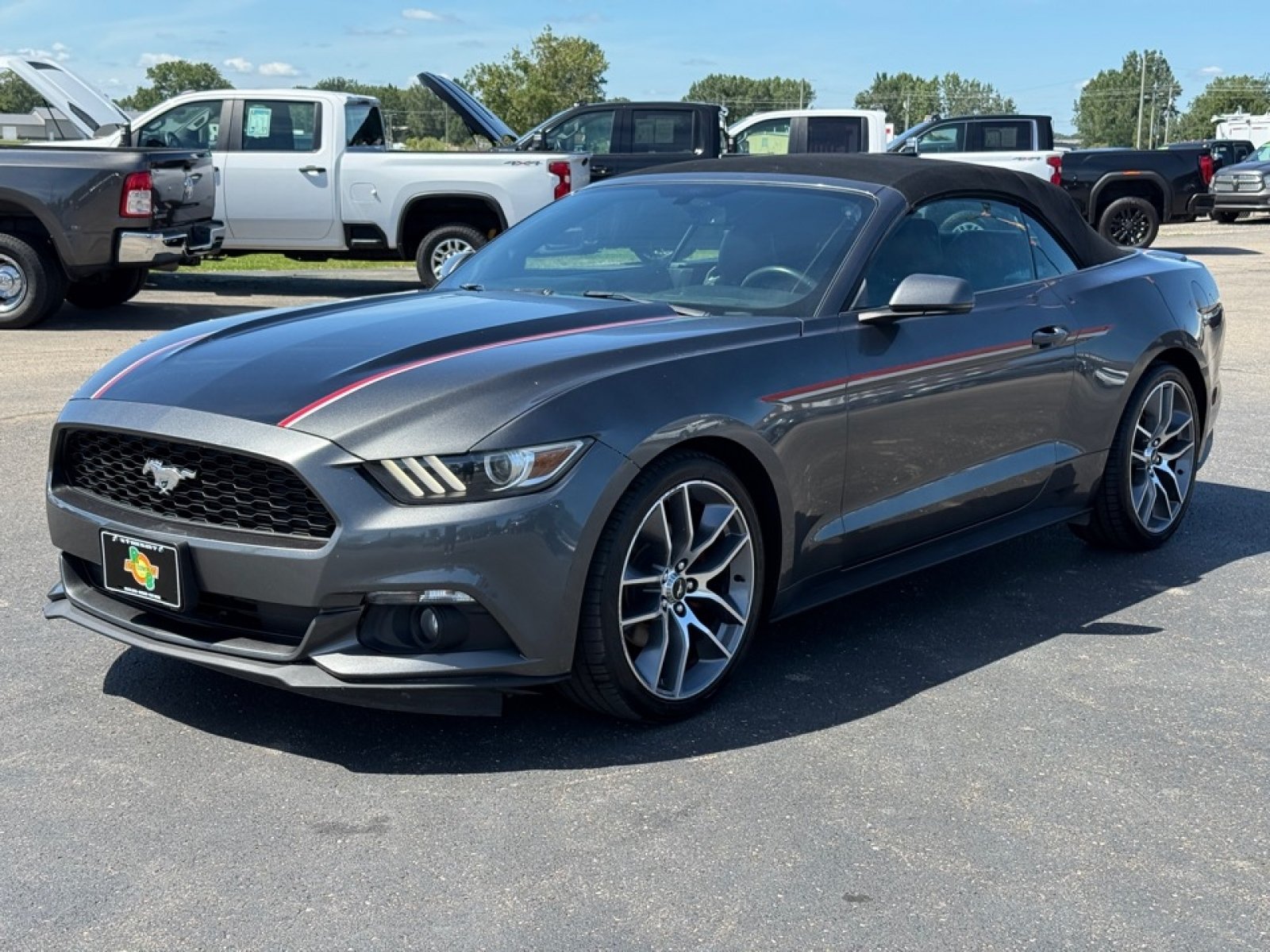 Used 2015 Ford Mustang Premium RWD image 4