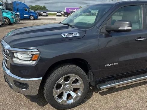 Used 2019 RAM 1500 Big Horn AWD/4WD image 2