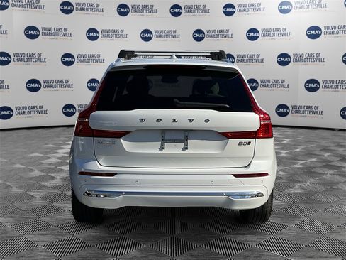 Certified 2023 Volvo XC60 B5 Ultimate image 4