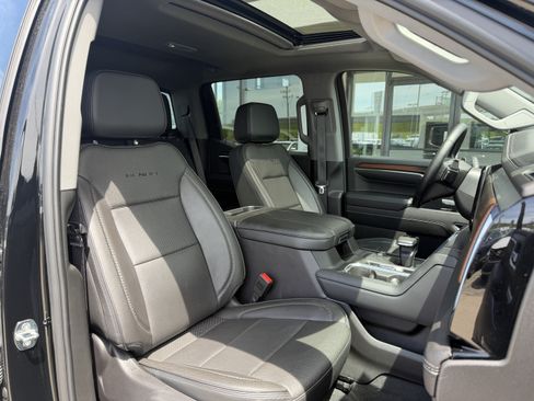 Used 2024 GMC Sierra 1500 Denali w/ Denali Reserve Package AWD/4WD image 22