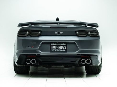 Used 2021 Chevrolet Camaro ZL1 image 16