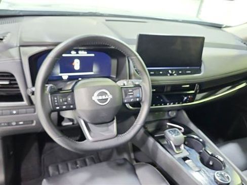 Certified 2025 Nissan Rogue SL AWD/4WD image 20