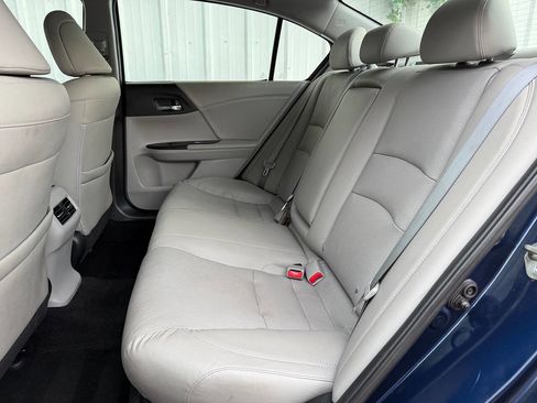 Used 2015 Honda Accord EX-L image 18