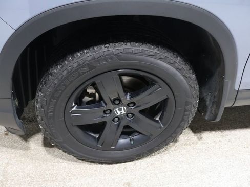 Used 2022 Honda Ridgeline Black Edition image 9