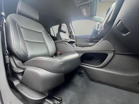 Used 2023 GMC Acadia SLT image 23