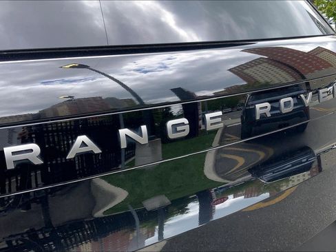 Certified 2024 Land Rover Range Rover Sport SE AWD/4WD image 31
