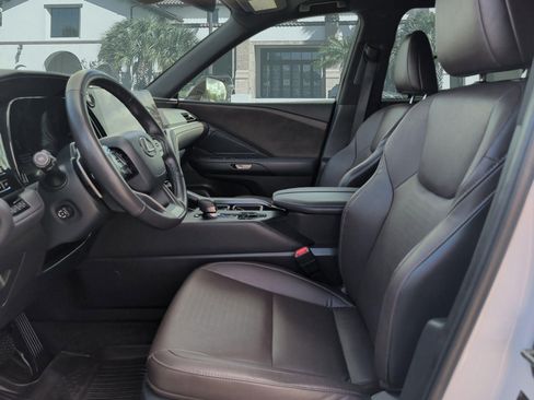 Certified 2024 Lexus TX 350 FWD w/ Captains Chair Package image 11
