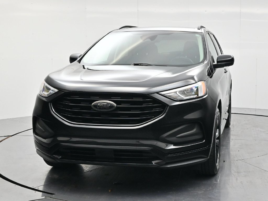 Used 2024 Ford Edge SE w/ Black Appearance Package AWD/4WD image 2