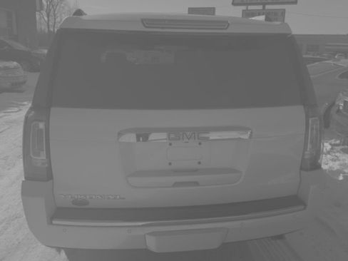 Used 2016 GMC Yukon XL Denali w/ Open Road Package image 3