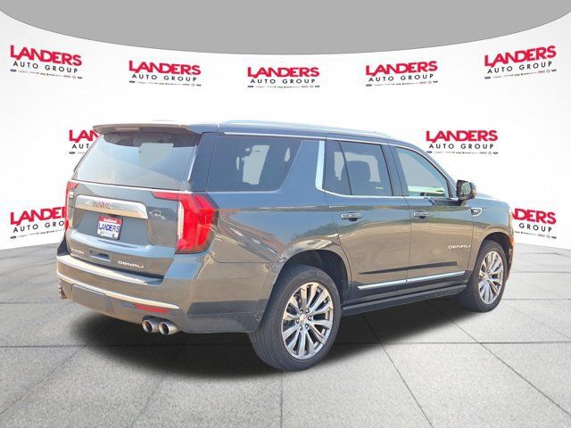 Used 2021 GMC Yukon Denali w/ Denali Premium Package AWD/4WD image 3