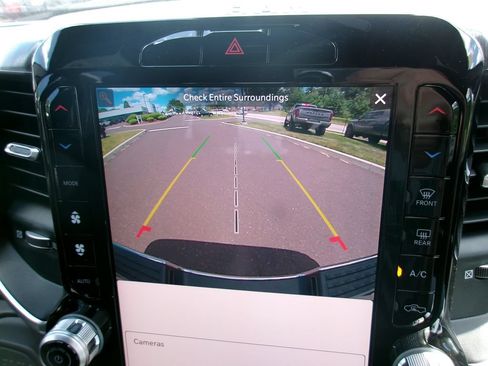 Used 2025 RAM 2500 Big Horn AWD/4WD image 22
