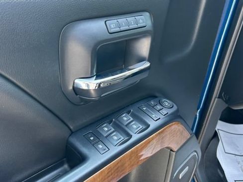Used 2017 Chevrolet Silverado 1500 LTZ w/ High Desert Package AWD/4WD image 13