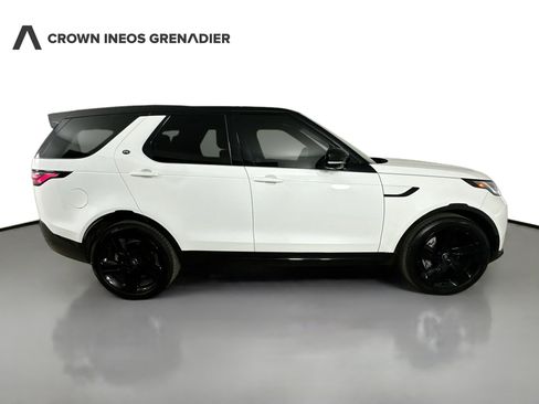 Used 2024 Land Rover Discovery Dynamic SE AWD/4WD image 4