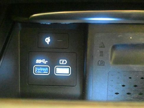 Used 2024 Genesis GV80 3.5T w/ Prestige Package image 27