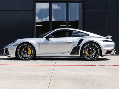 Certified 2022 Porsche 911 Turbo S AWD/4WD image 2