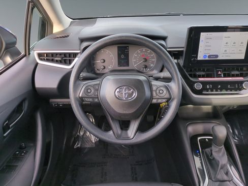 Certified 2025 Toyota Corolla LE image 12