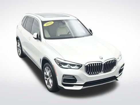 Used 2021 BMW X5 xDrive40i w/ Premium Package image 25