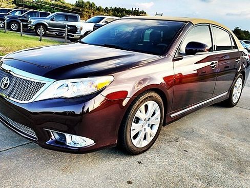 Used 2011 Toyota Avalon FWD image 5