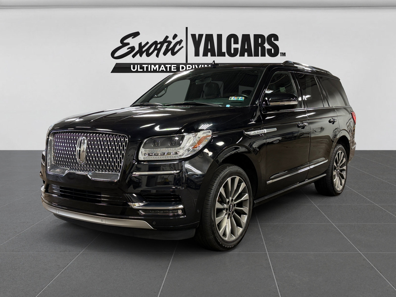 Used 2020 Lincoln Navigator Reserve AWD/4WD image 1