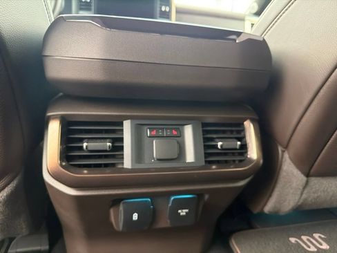 Used 2024 Ford F150 King Ranch w/ FX4 Off-Road Package AWD/4WD image 16