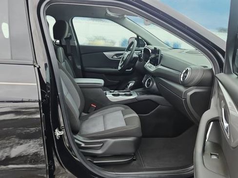 Used 2024 Chevrolet Blazer LT w/ Convenience Package image 12