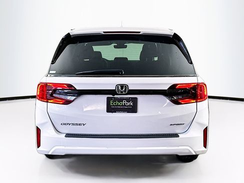Used 2025 Honda Odyssey Sport-L image 7