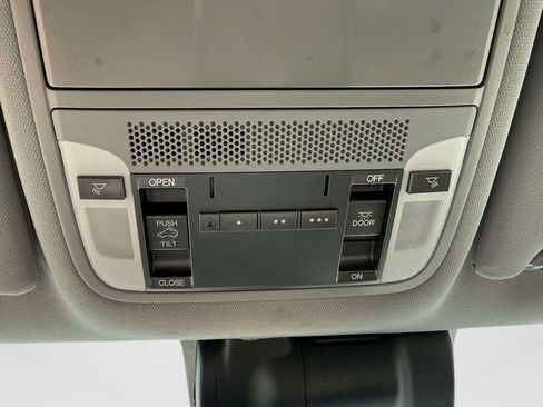 Used 2020 Acura MDX FWD image 26