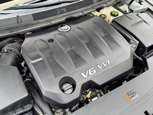 Used 2013 Cadillac XTS Luxury w/ Driver Awareness Package image 28