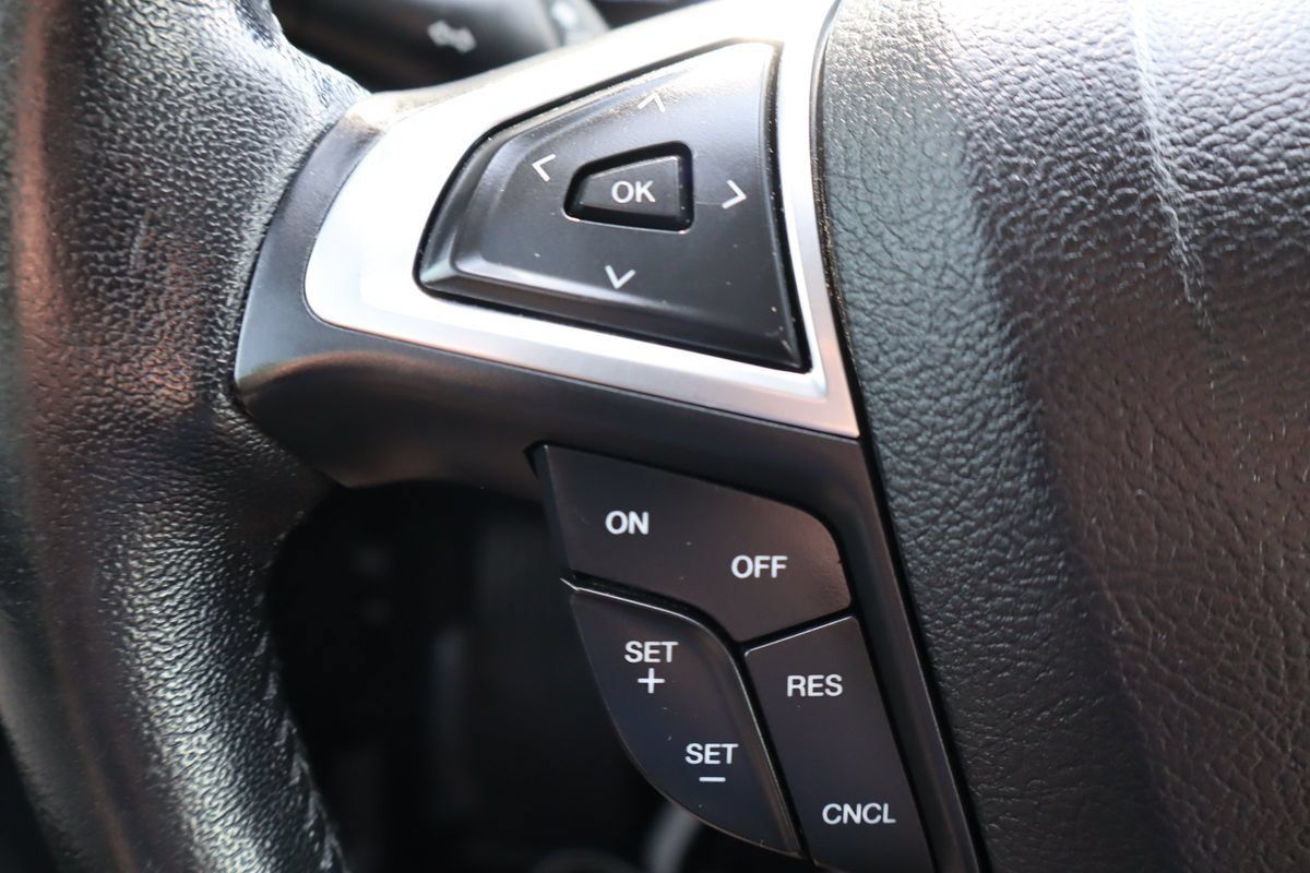 Used 2017 Ford Fusion Titanium FWD image 30
