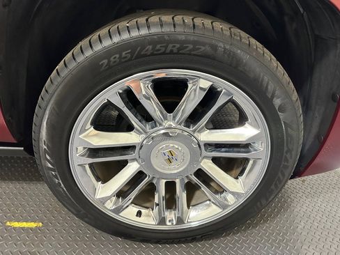 Used 2010 Cadillac Escalade Platinum image 25