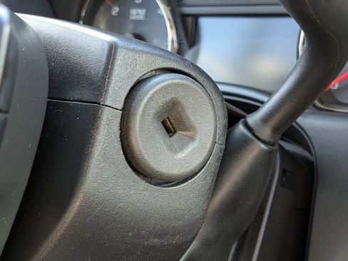 Used 2015 GMC Sierra 1500 SLT w/ SLT Crew Cab Value Package image 27