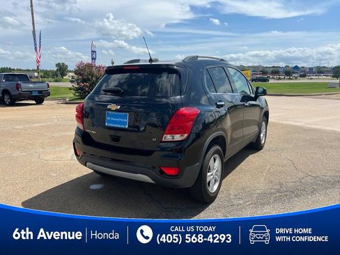 Used 2019 Chevrolet Trax LT w/ LT Convenience Package AWD/4WD image 5